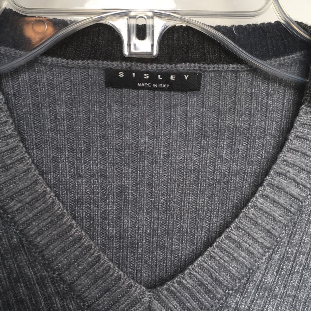 Sisley Italian Two Color V-Neck Sweater - Picture 3 of 5